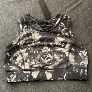 Brand new, never worn. Top is large and bottom is large